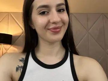 Imlive Watch Live Sex Cams of AlesiaDesmond