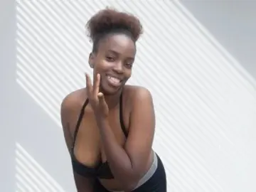 Imlive Free Live Porn of SexybaddieONE