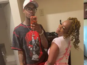 Imlive Free Porn Cam of BrittandBones