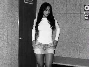 Imlive Live Sex Cam of Maite_Brown