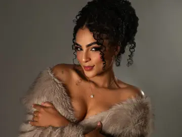 Livejasmin Live Porn of ZoeRiveira
