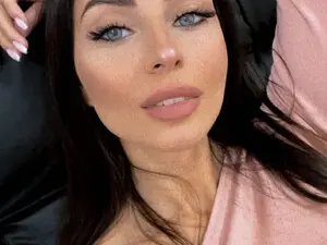 Myfreecams Sex Chat of Alliciya