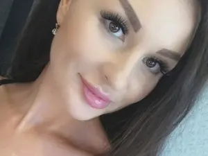 Myfreecams Sex Chat of LianaQueen