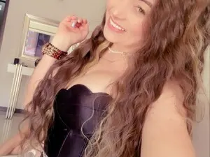 Myfreecams Best live sex cam show of Isis_queen_