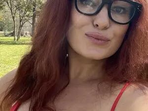 Myfreecams Free Porn Cam of Modest__Devil