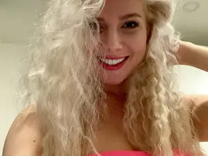 Myfreecams Live Sex Cam of KRISTEN_777