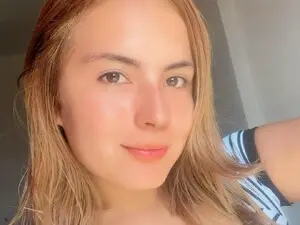 Myfreecams Live Porn of Lara19