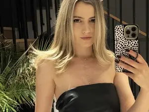 Myfreecams Adult Webcams of HappyEndings_