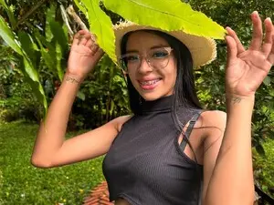 Myfreecams Best Webcam of Iris_8