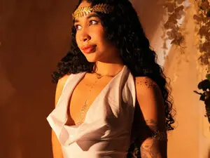 Myfreecams Sex Chat of Sally_Rosses
