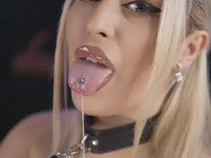 Myfreecams Live Sex Cam of bia_kristal