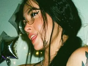 Myfreecams Nude Webcam of Isa_Maiden