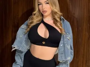 Myfreecams Adult Video Chat of LisaLorenz