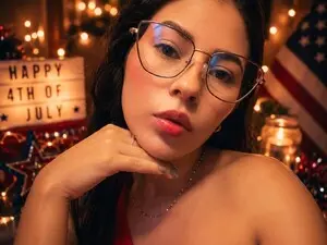Myfreecams Watch Live Sex Cams of daniela_castro