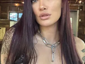Myfreecams Nude Webcam of BabyKayyVixen