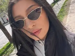 Myfreecams Nude Webcam of SereneLuxe