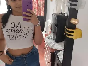 Myfreecams Live Porn of NicolleRouse