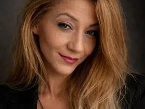 Myfreecams Free Porn Cam of MatureMystique