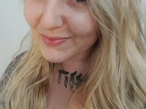 Myfreecams Sex Chat of Embermae