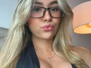Myfreecams Adult Webcams of Misslatin