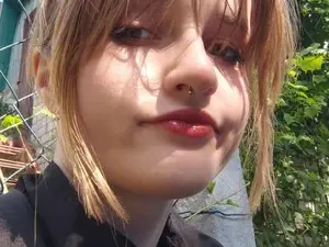 Myfreecams Free Porn Cam of Minty_daze