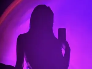 Myfreecams Sex Cam of Adri_sweetie