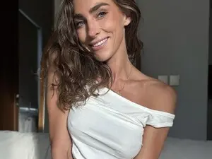 Myfreecams Watch Live Sex Cams of HelloViv