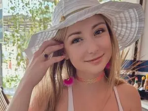 Myfreecams Live Sex of BellaAndersin