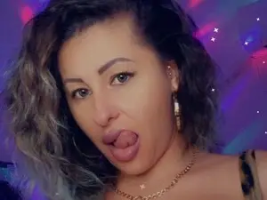 Myfreecams Live Sex Cam of SonyaDevon