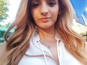 Myfreecams Free Porn Cam of VerraSweet4U