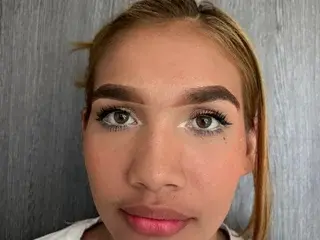 Streamate Live Porn of Lotuscayena