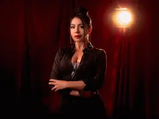 Streamate Live Sex Cam of Helen_Hardd