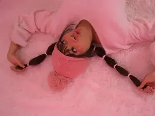 Streamate Live Sex Cam of I_am_miuu
