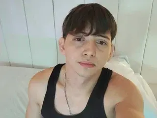Streamate Watch Live Sex Cams of ClarkHeinz_os