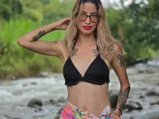 Streamate Free Porn Cam of merrymendezz