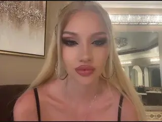Streamate Watch Live Sex Cams of Emberreinn