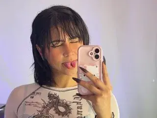 Streamate Free Live Porn of WomanSnk22