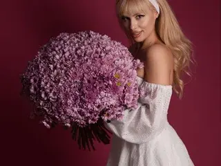 Streamate Sex Chat of AdelineKing