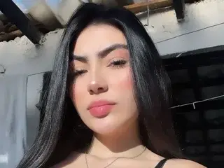 Streamate Live Sex of Emma2222
