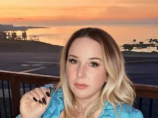 Streamate Adult Webcam of TITANIC_TITS