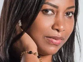 Streamate Live Sex of sweetbrown4u21