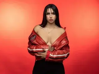 Streamate Live Sex of DanikNova