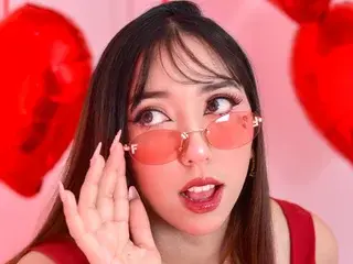 Streamate Private Sex Chat of Emi_Star