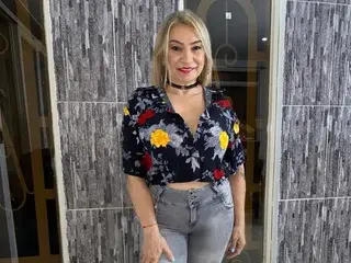 Streamate Free Live Porn of KristalCyrus