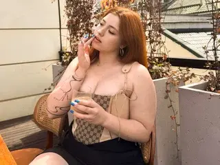 Streamate Free Porn Cam of KrossAnny