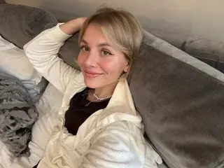 Streamate Live Porn of AurorraAxnies