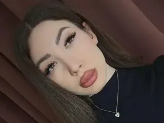 Streamate Free Porn Cam of ElleLuvv