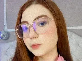 Streamate Live Sex Cam of LIZY_PORTMAN