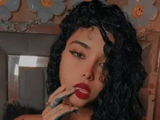 Streamate Sex Chat of Estrella_19