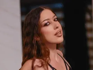 Streamate Nude Webcam of AlaraMyst